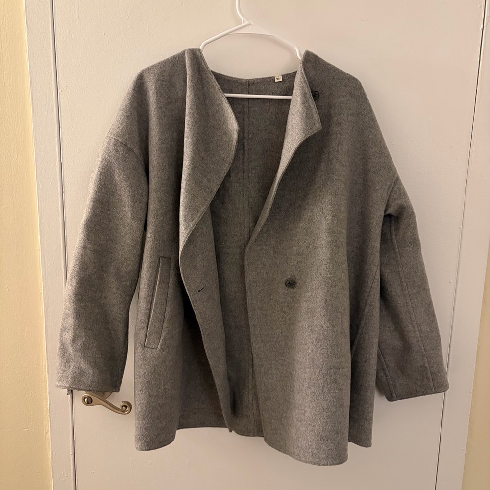 Uniqlo Double Face Short Coat - Gray